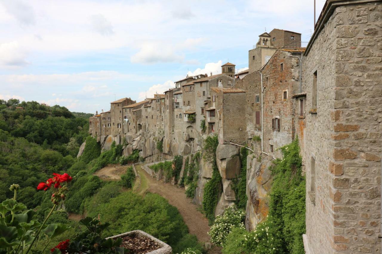 Ferienwohnung Sospesi Nel Borgo Vitorchiano Exterior foto